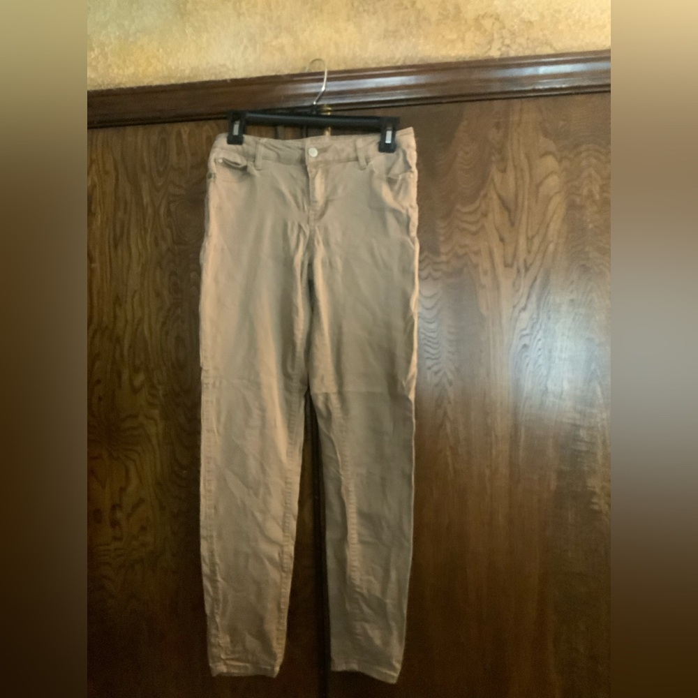 Celebrity Pink Beige/Taupe Skinny Pants